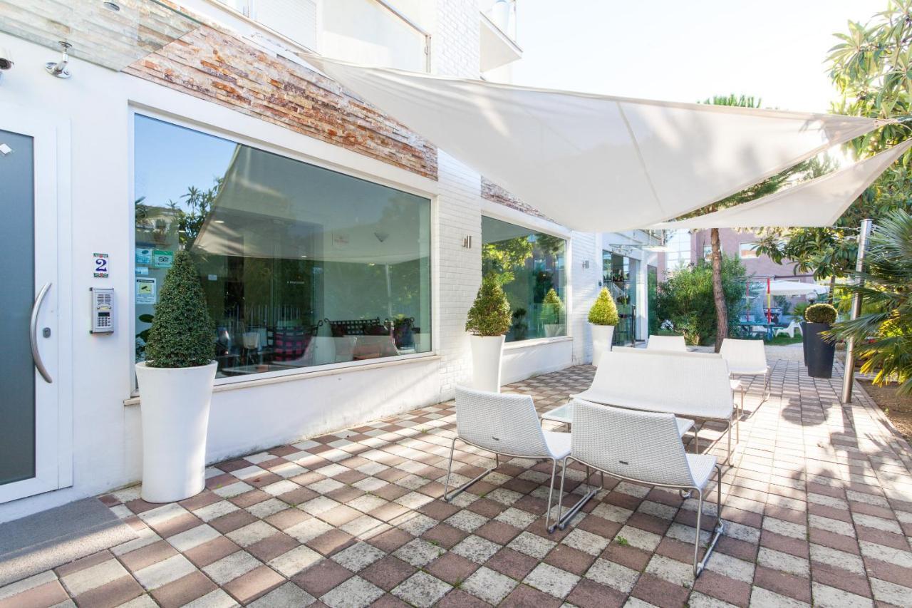 Villa Liliana Cervia Exterior photo